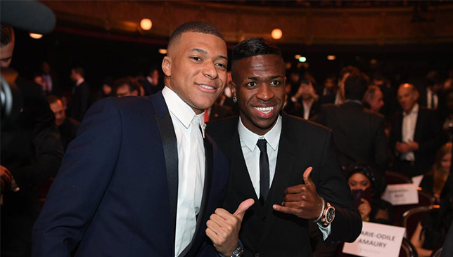 kylian mbappé et vinicius junior (l'équipe)