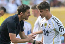 Arda Güler et Xabi Alonso pendant la préparation du Real Madrid en 2025