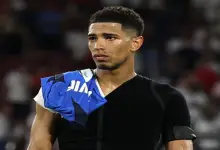 Jude Bellingham avec un bandage à l’épaule gauche pendant un match