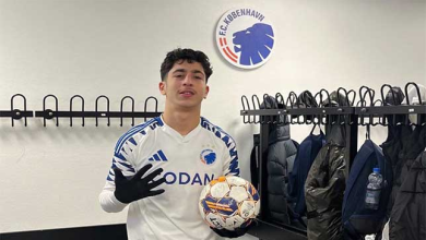 Rayan Bardghji au vestiaire du FC Copenhague avant de rejoindre La Masia et le FC Barcelone