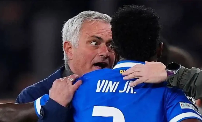José mourinho et Vinicius Junior